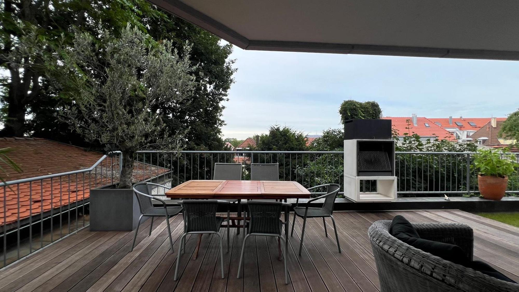 Ludwigshome Luxus - Zentral, Kostenloser Parkplatz, Terrasse Ludwigsburg Eksteriør bilde